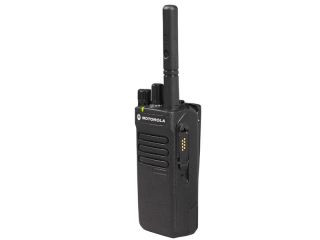 DP2400e
Radiotelefon cyfrowy przenośne
MOTOROLA